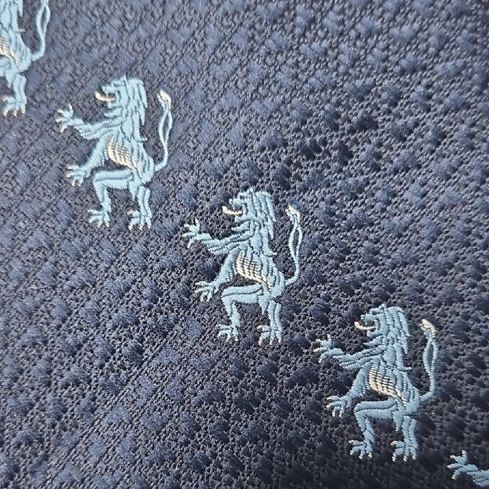 Resilio Piggs & Parsons Vintage Navy Blue Lion Patterned Men's Tie